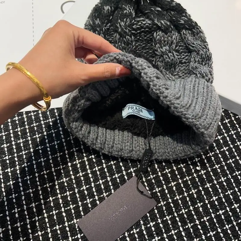 Prada hat 01 (5)